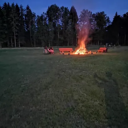 Viesu Maja Ramatas * Skulte (Limbazi)